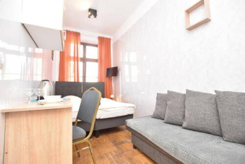 City Central Hostel Wrocław - pokój prywatny, wspólna łazienka. ul. Igielna 40, Wrocław Rynek. 