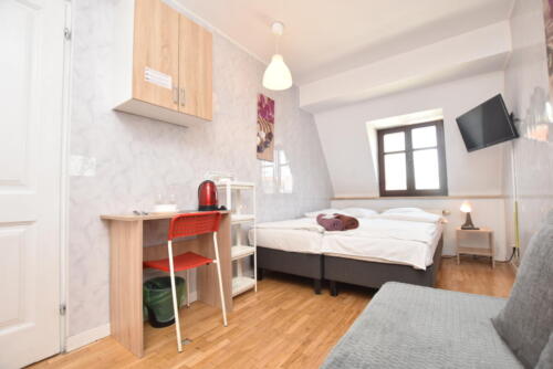 City Central Hostel Wrocław - pokój prywatny, wspólna łazienka. ul. Igielna 40, Wrocław Rynek. 