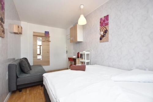 City Central Hostel Wrocław - pokój prywatny, wspólna łazienka. ul. Igielna 40, Wrocław Rynek. 